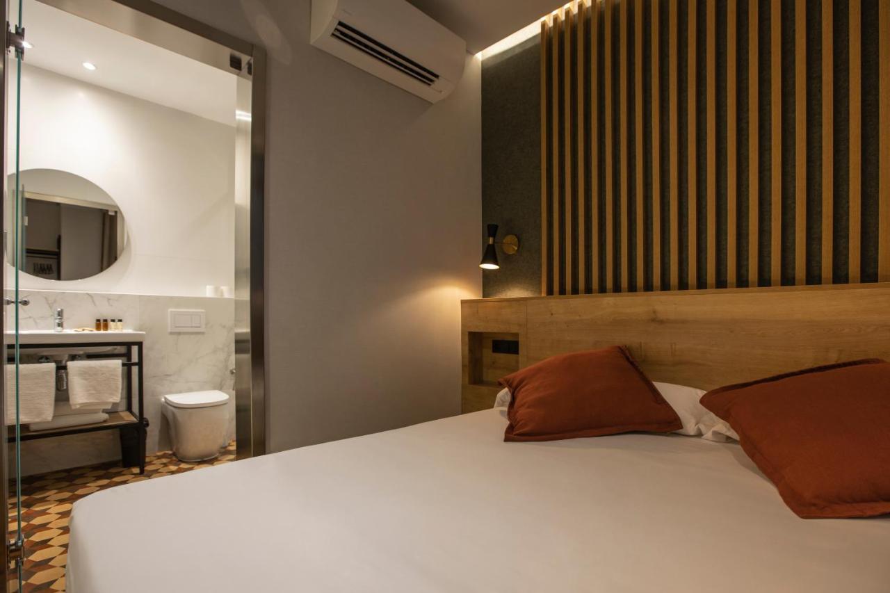 Fontanella By Bcn Urban Rooms Barcelona Ngoại thất bức ảnh