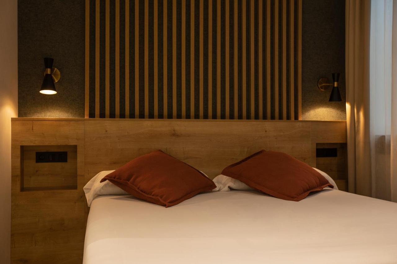 Fontanella By Bcn Urban Rooms Barcelona Ngoại thất bức ảnh