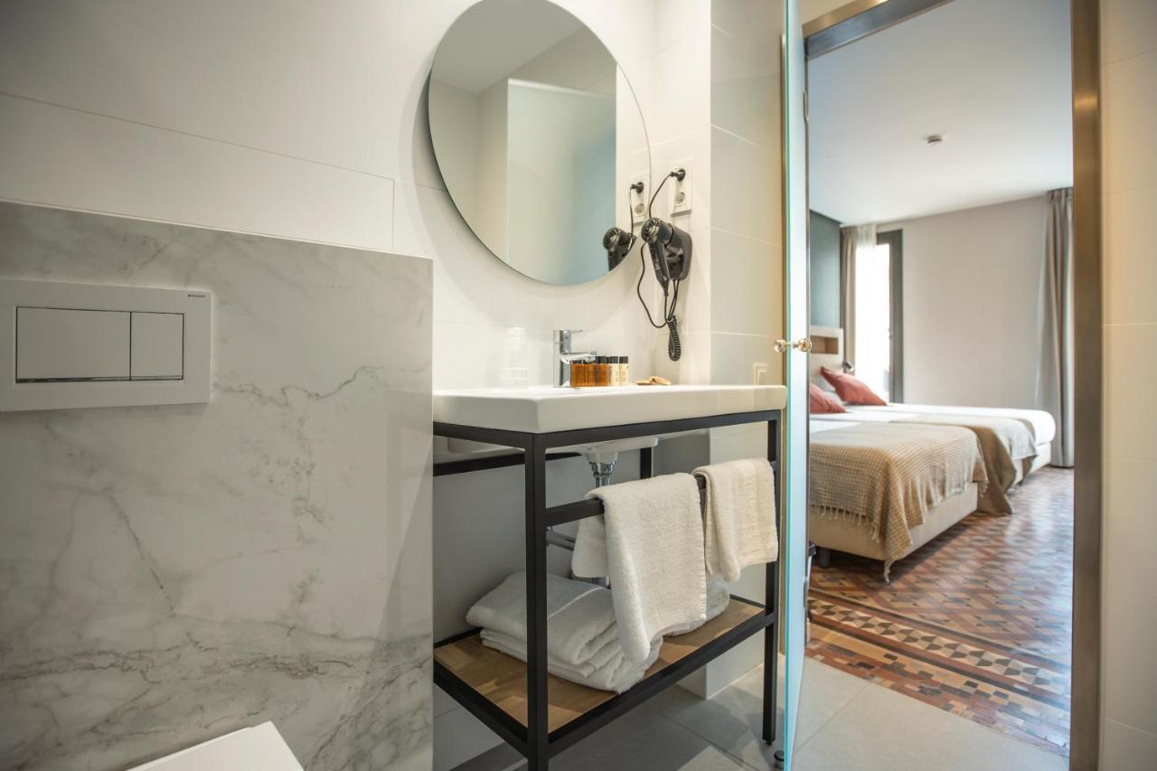 Fontanella By Bcn Urban Rooms Barcelona Ngoại thất bức ảnh