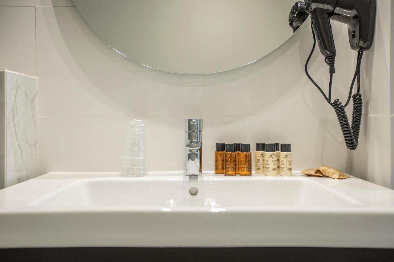 Fontanella By Bcn Urban Rooms Barcelona Ngoại thất bức ảnh