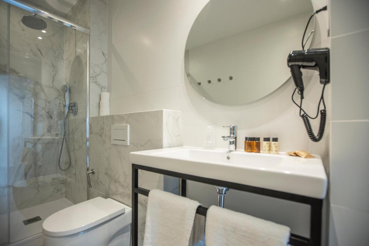 Fontanella By Bcn Urban Rooms Barcelona Ngoại thất bức ảnh