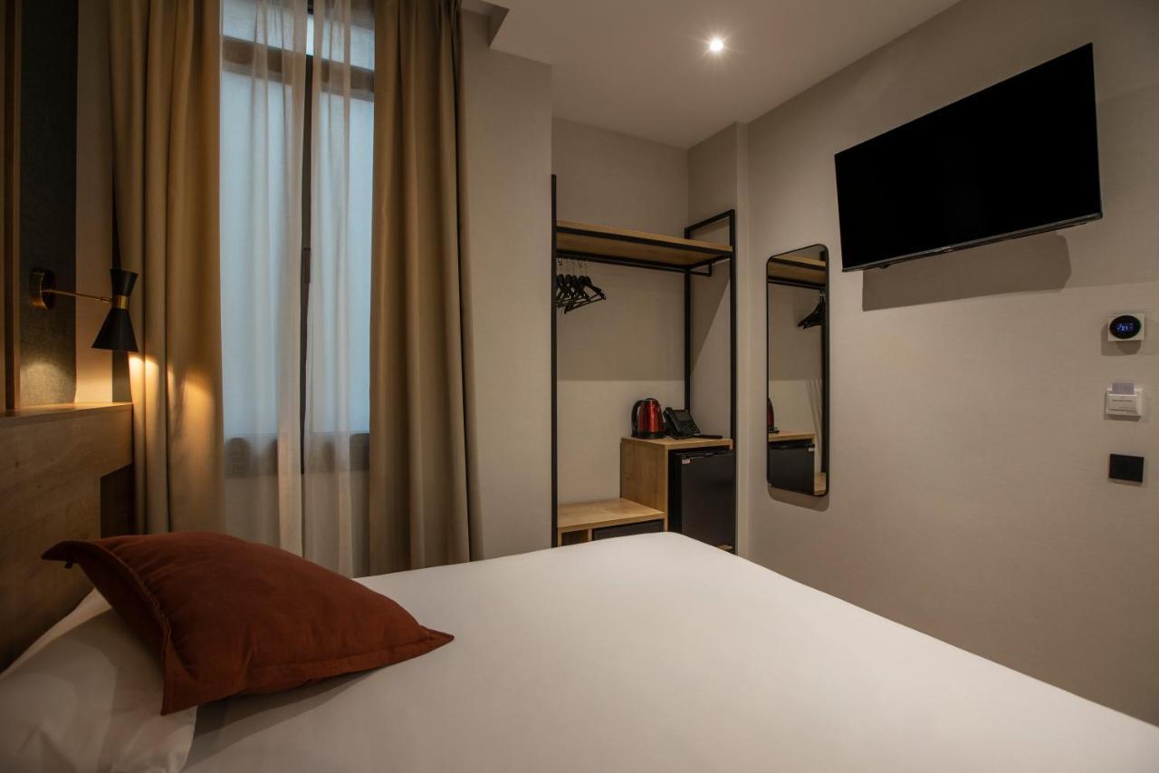 Fontanella By Bcn Urban Rooms Barcelona Ngoại thất bức ảnh